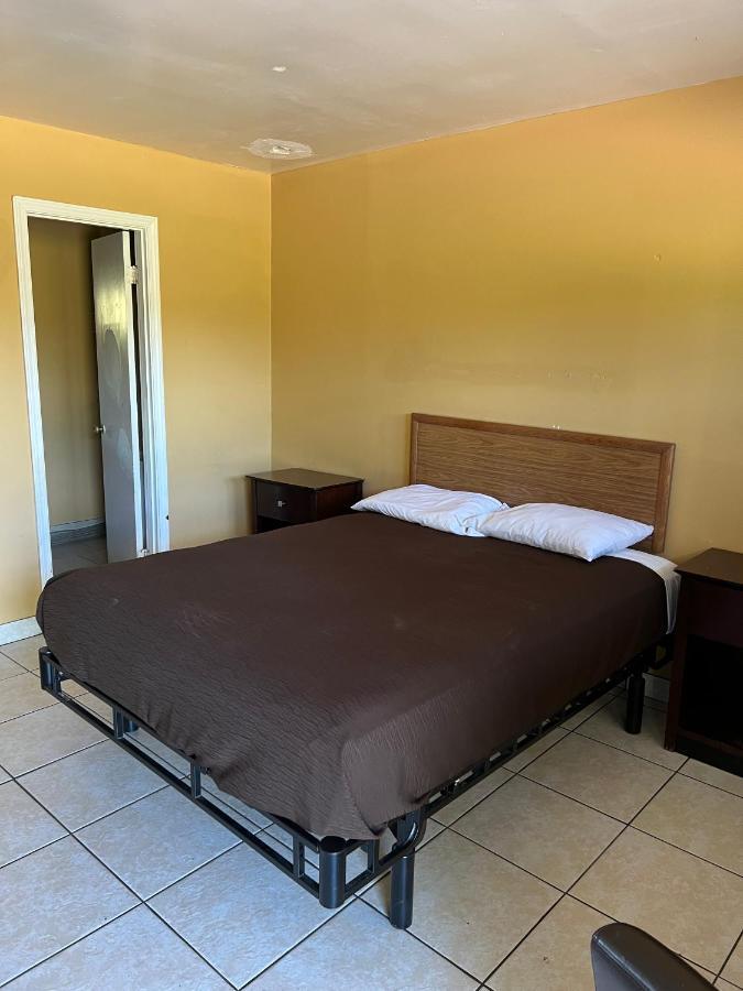 Budget Inn Decatur Priceville Exterior foto